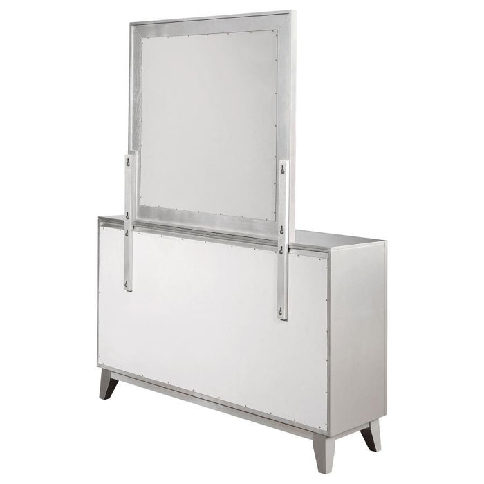 Leighton - 7-drawer Dresser With Mirror - Metallic Mercury