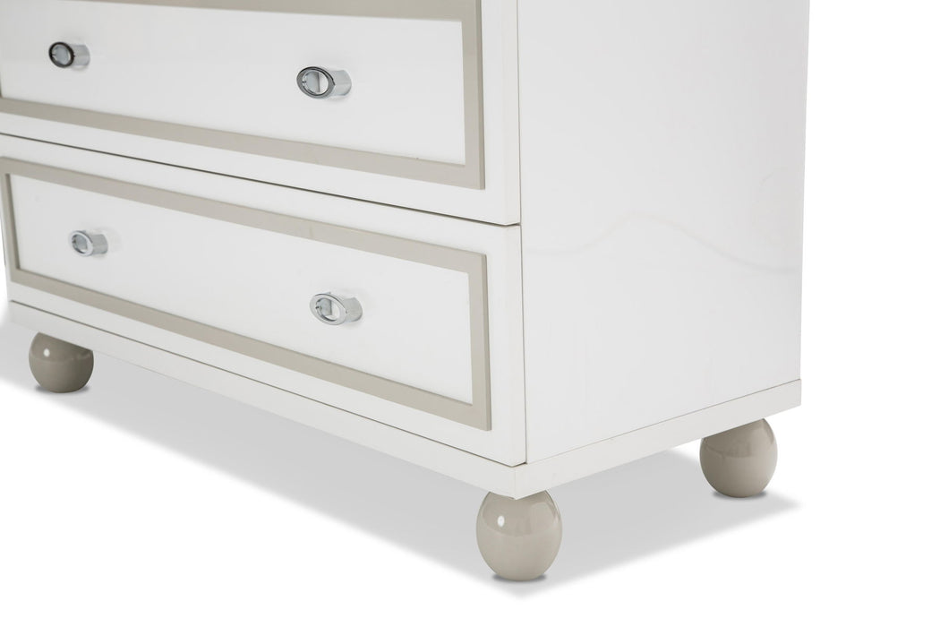 Sky Tower - 7-Drawer Chest - Cloud White