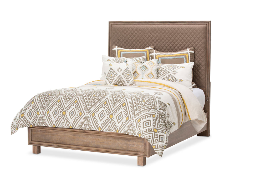 Hudson Ferry - Quilted Panel Bed