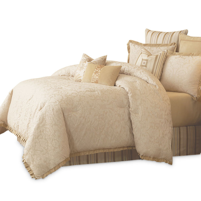 Carlton - Comforter Set